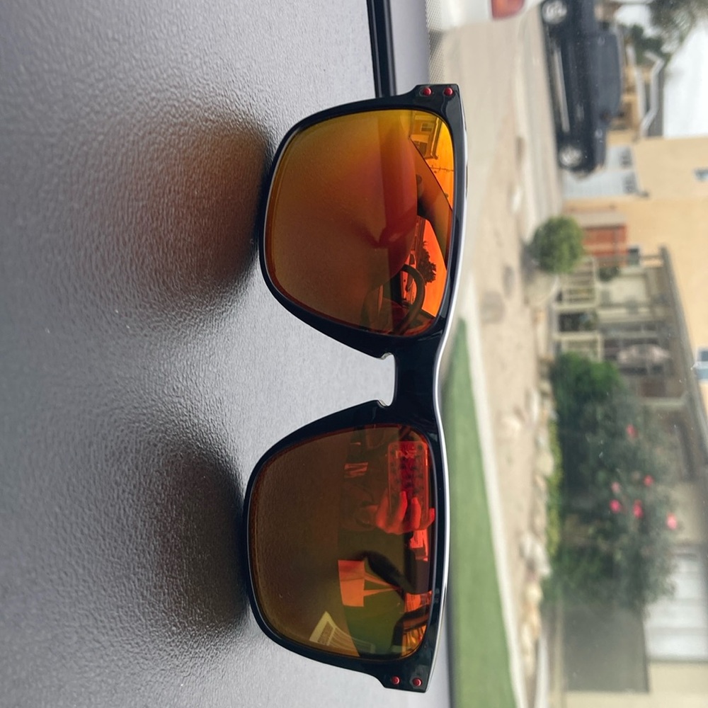 NWT OAKLEYS